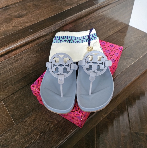 Tory Burch Cloud Miller Cloud Blue Size 9 New With Box and Bag